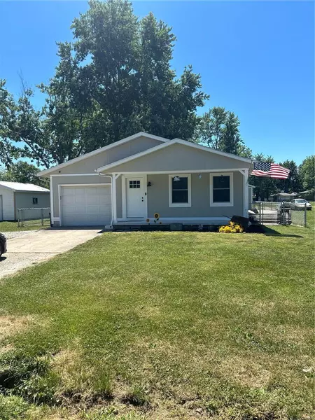 604 W Jackson Ave., Altamont, IL 62411