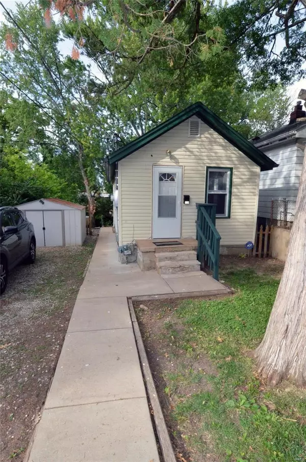 Mehlville, MO 63125,629 De Merville AVE