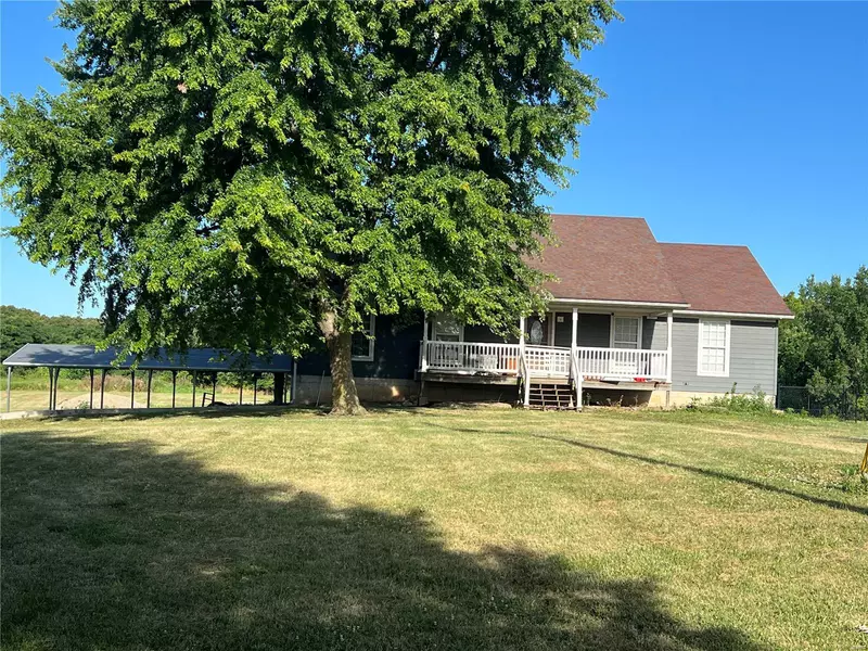 1921 Ness School RD, Bunker Hill, IL 62014
