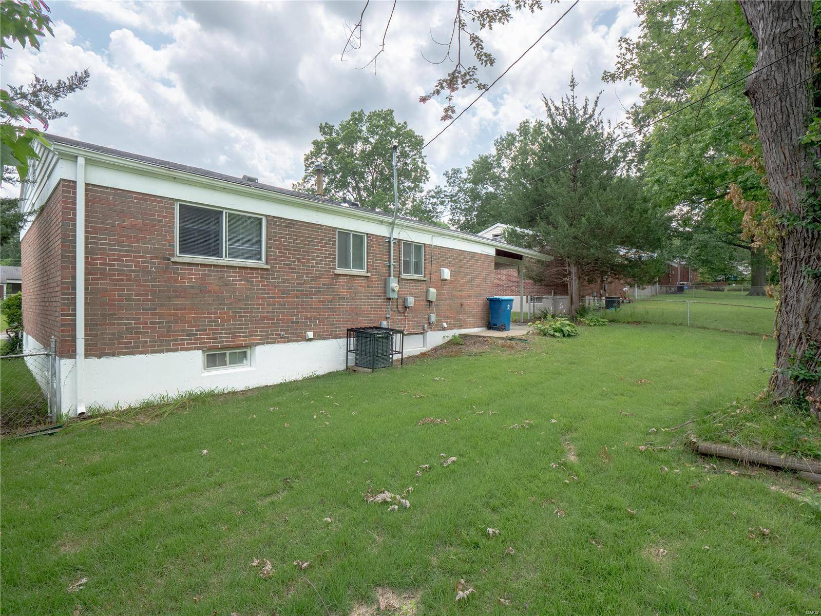 St Louis, MO 63136,1755 Atmore DR