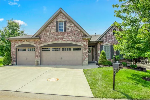 500 Sgt Pepper DR,  St Peters,  MO 63376