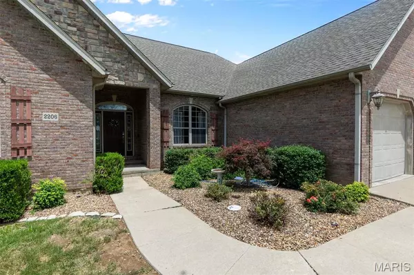 Cape Girardeau, MO 63701,2206 Derbyshire LN