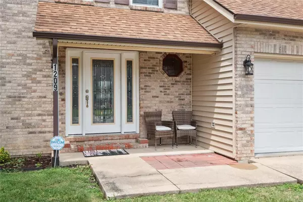 O'fallon, IL 62269,1209 S Walnut ST