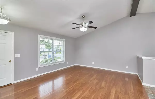 Troy, MO 63379,1210 Sleepy Hollow DR