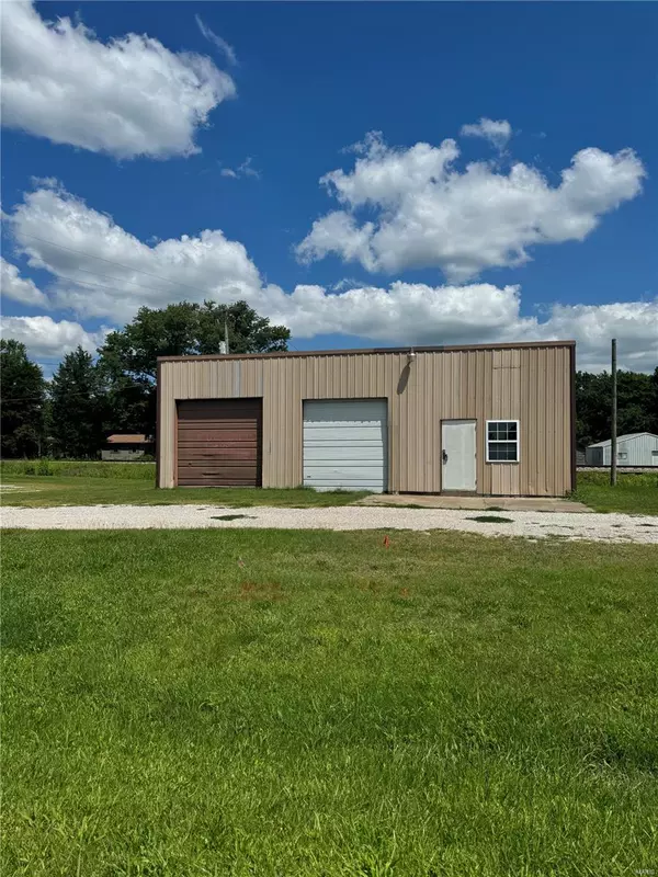 210 E Myrtle ST, Baldwin, IL 62217