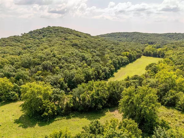 Hermann, MO 65041,1744 Coles Creek RD