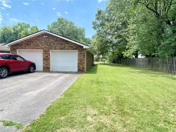 Sikeston, MO 63801,111 David DR
