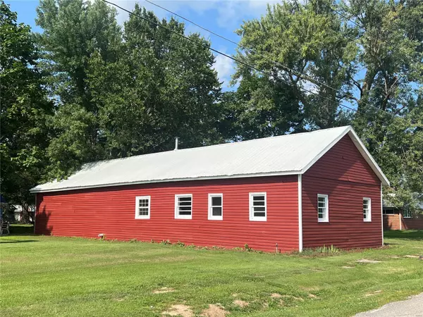 Wellsville, MO 63384,421 West ST