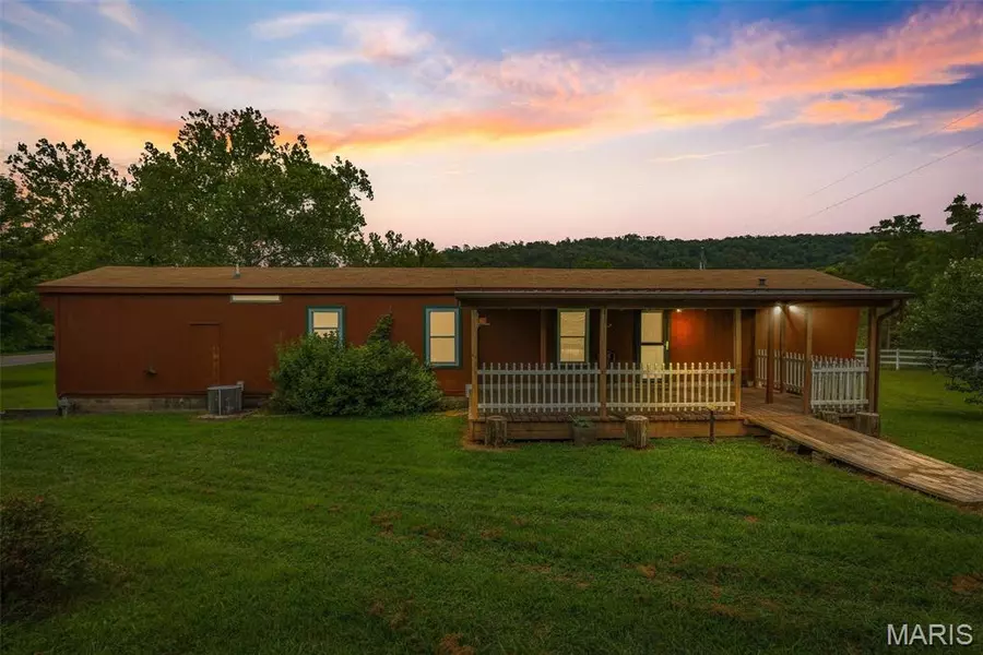 5857 Highway E, Fredericktown, MO 63645