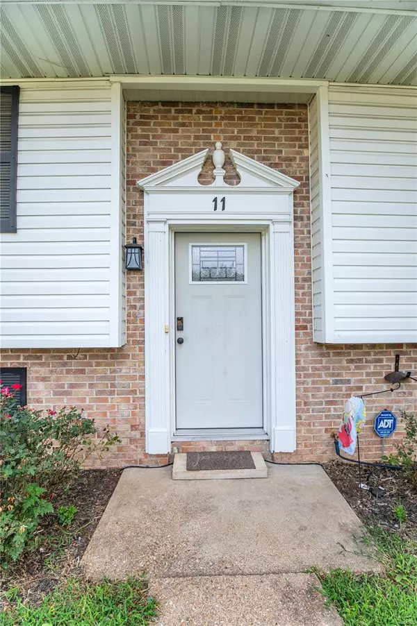 Rolla, MO 65401,11 Peachtree LN