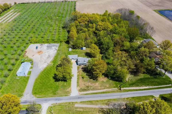 Boulder, IL 62231,19608 Boulder