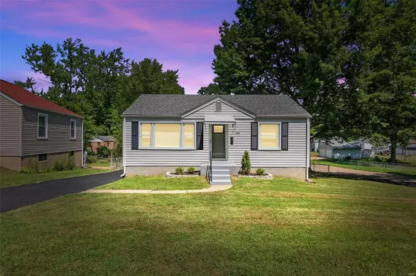 St Louis, MO 63133,7849 Utica DR