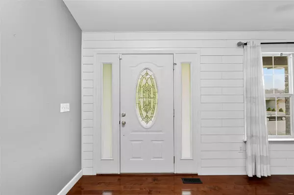 Washington, MO 63090,406 Cherie CT