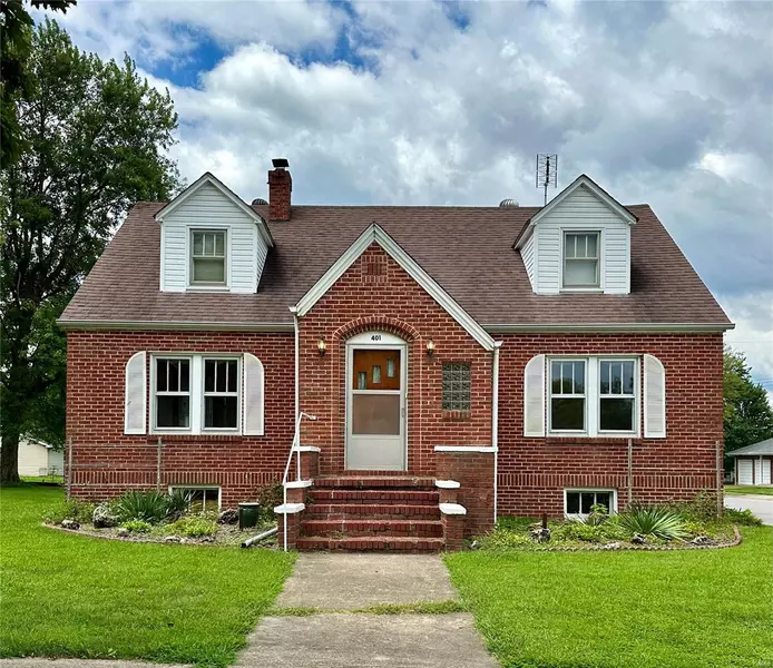 401 S 4th ST, Owensville, MO 65066