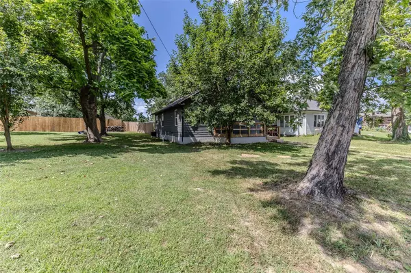 Lebanon, MO 65536,209 N Jackson AVE