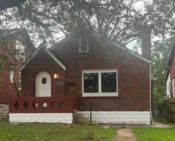 8536 Concord PL, St Louis, MO 63147