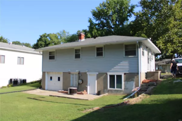 Cottage Hills, IL 62018,178 Blair