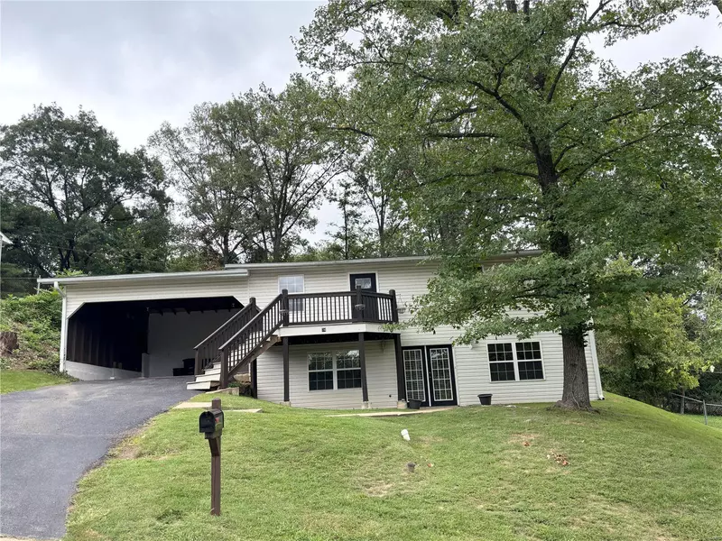 74 Jefflyn DR, Valley Park, MO 63088