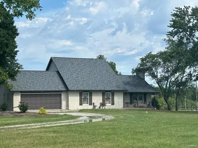 1200 S Rangeline RD, Columbia, MO 65201