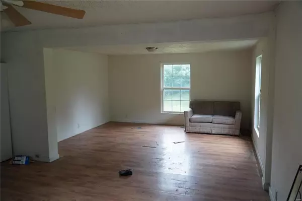 Lebanon, MO 65536,28196 Pelican DR