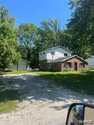 1445 10th ST, Cottage Hills, IL 62018