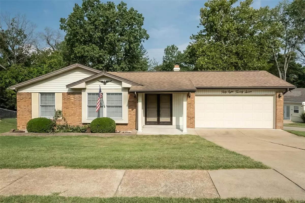 St Louis, MO 63129,5827 Bridleford LN