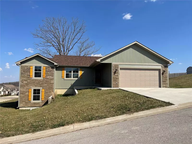 109 Ella ST, Waynesville, MO 65583