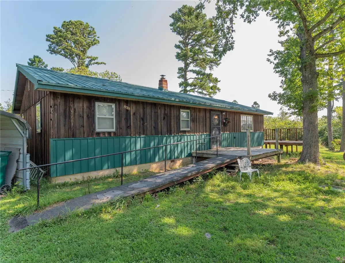 Raymondville, MO 65555,19705 McColgin RD