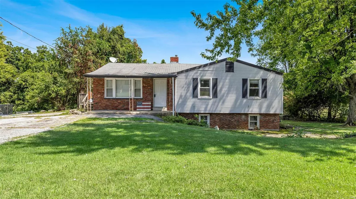 St Charles, MO 63303,126 Diekamp LN