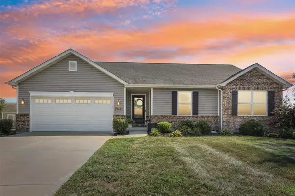 924 W 3rd ST, Aviston, IL 62216