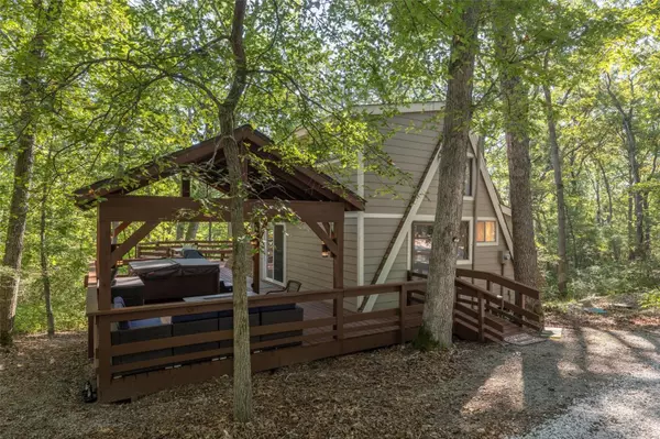 Innsbrook, MO 63390,23 Lucern Oaks DR