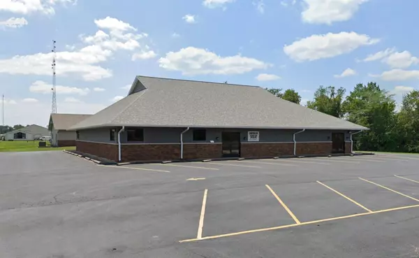 3309 Water Tower RD, Marion, IL 62959
