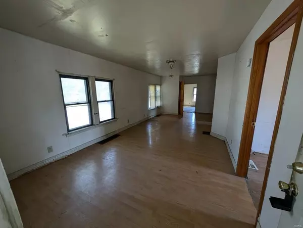 East Alton, IL 62024,305 Goulding ST