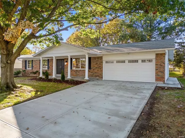 31 Lakemont DR,  St Charles,  MO 63304