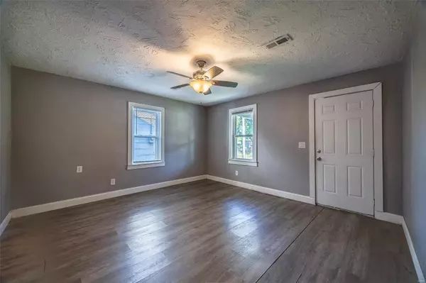 Lebanon, MO 65536,766 MIZER