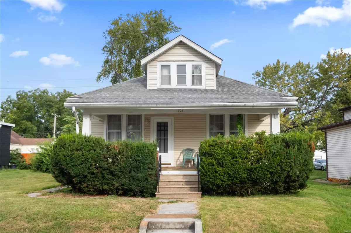 Belleville, IL 62221,1305 N Charles ST