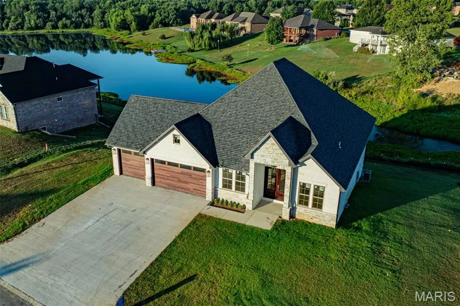 1497 Warren Lake DR, Jackson, MO 63755