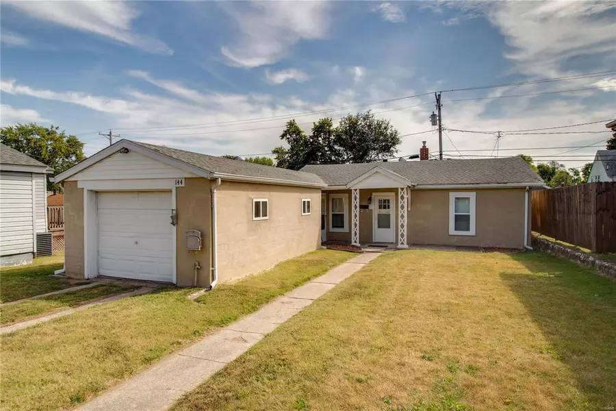 144 Lincoln AVE, East Alton, IL 62024