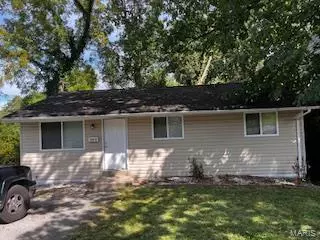 8816 Blewett AVE, St Louis, MO 63136