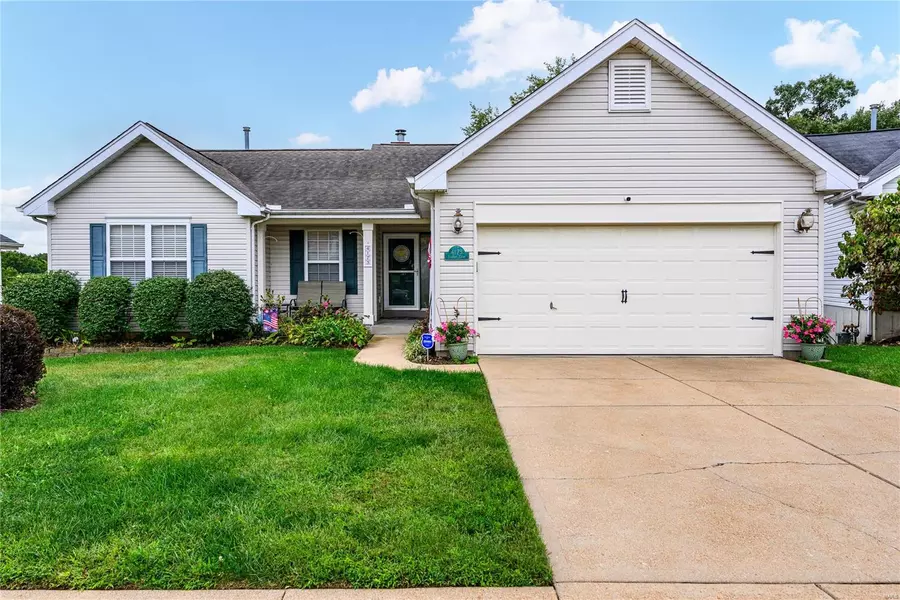 4173 Fairburn CT, St Louis, MO 63129