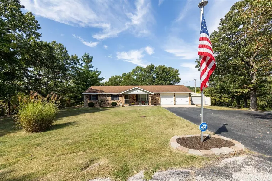 14225 Harvard LN, Dixon, MO 65459