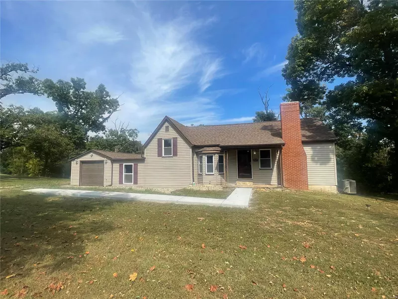 345 E Springfield AVE, Gerald, MO 63037