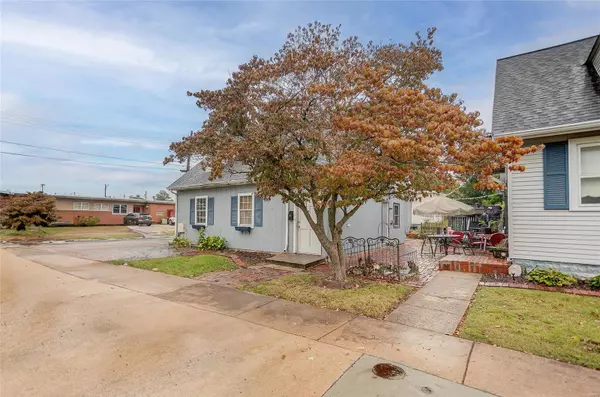 Jerseyville, IL 62052,210 W Prairie ST