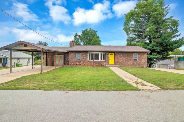 Pevely, MO 63070,305 E 3rd ST