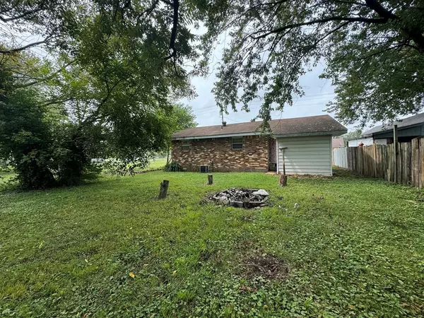Poplar Bluff, MO 63901,1708 Thomas ST