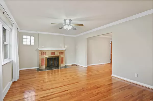 St Louis, MO 63125,3924 Cordes DR