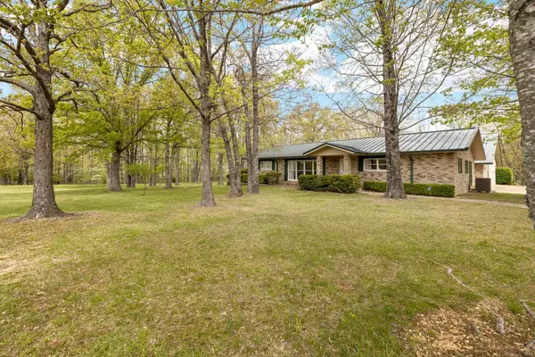 Mountain Grove, MO 65711,3064 M- AVIATOR LN