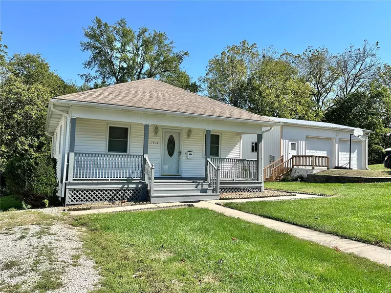 1407 S Main ST, Hillsboro, IL 62049