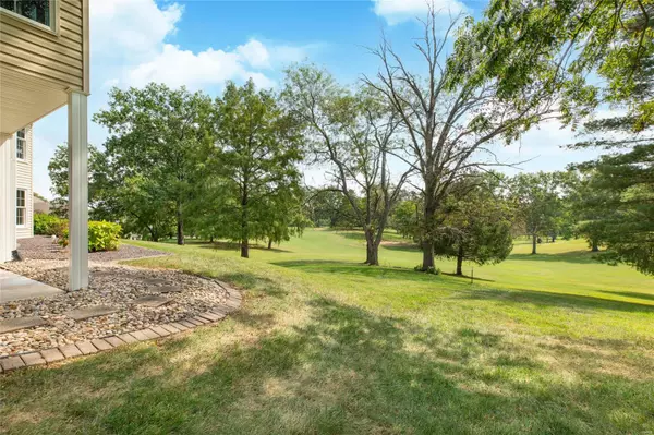 Godfrey, IL 62035,26335 Lakeview TER