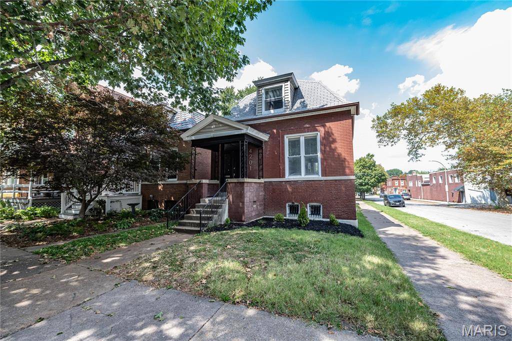 4201 Connecticut ST, St Louis, MO 63116